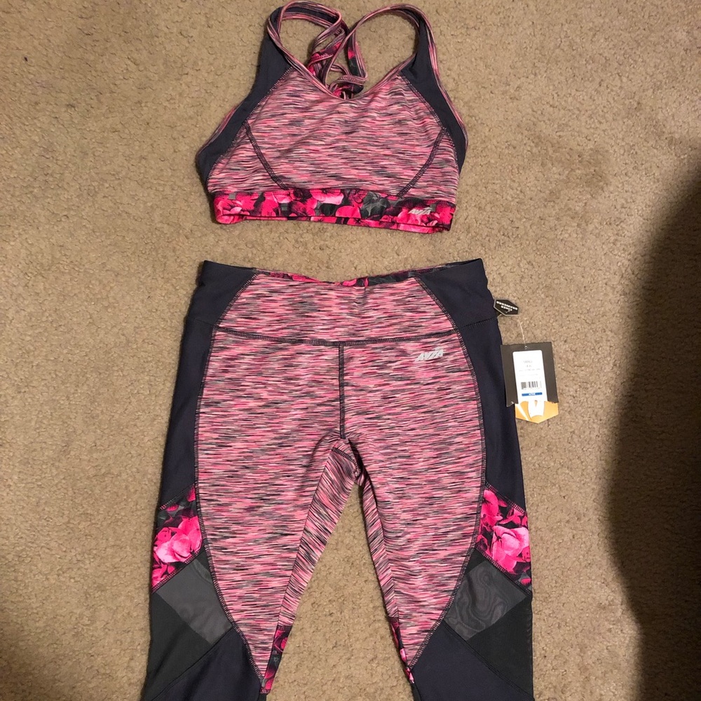 Avia workout set